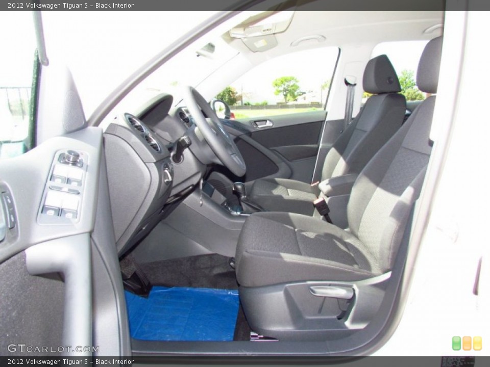 Black Interior Photo for the 2012 Volkswagen Tiguan S #55452486