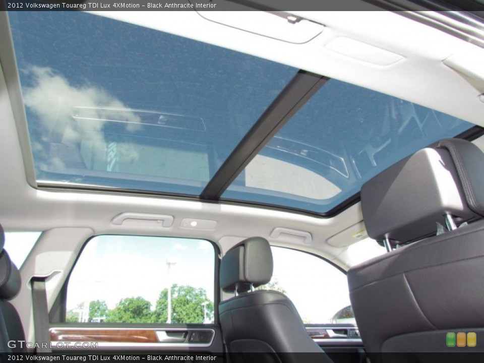 Black Anthracite Interior Sunroof for the 2012 Volkswagen Touareg TDI Lux 4XMotion #55452575