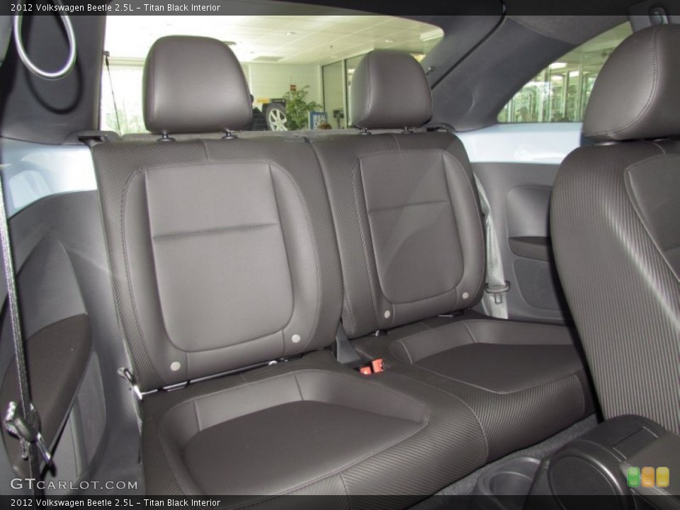 Titan Black Interior Photo for the 2012 Volkswagen Beetle 2.5L #55453391