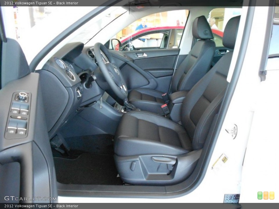 Black Interior Photo for the 2012 Volkswagen Tiguan SE #55456139
