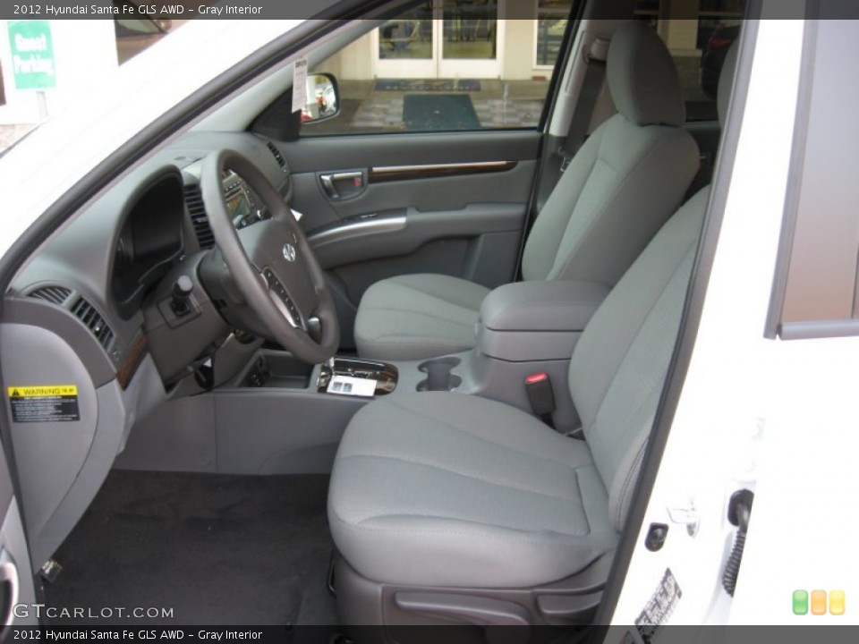 Gray Interior Photo for the 2012 Hyundai Santa Fe GLS AWD #55463591