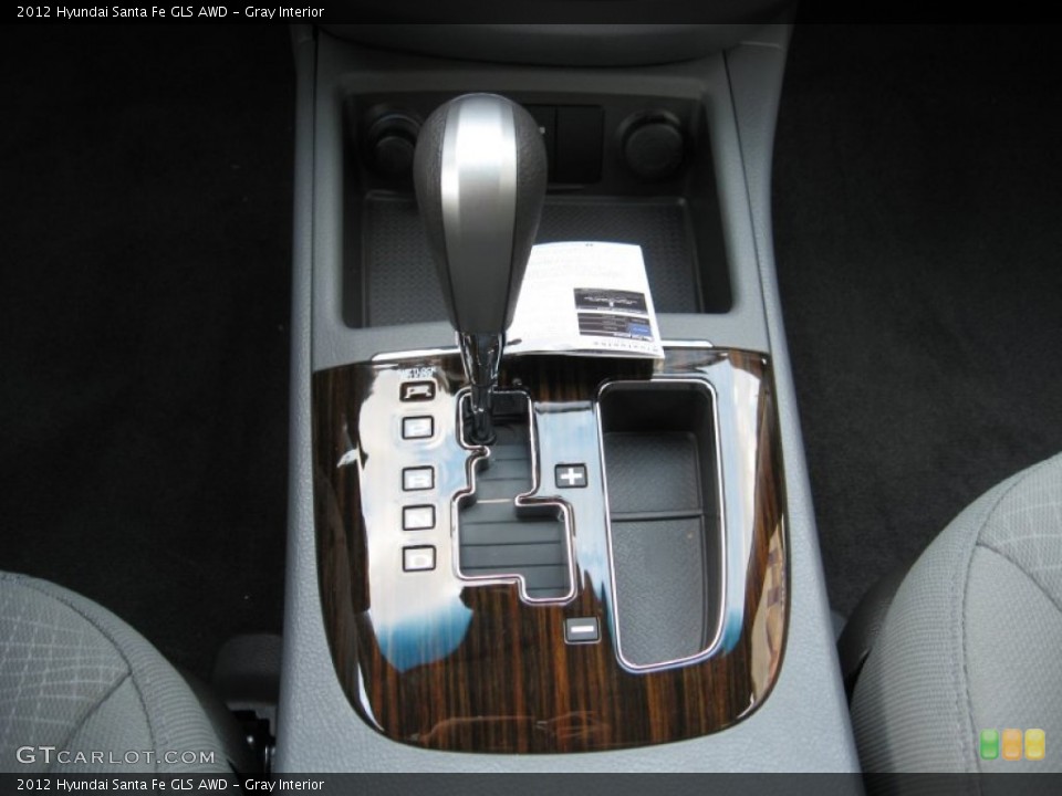 Gray Interior Transmission for the 2012 Hyundai Santa Fe GLS AWD #55463705