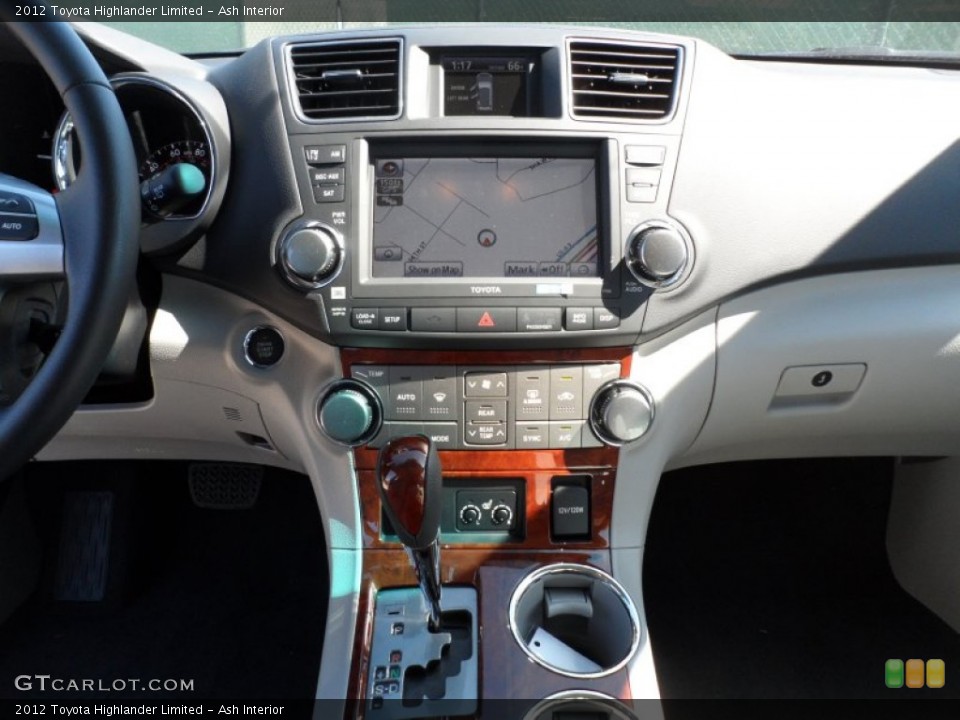 Ash Interior Controls for the 2012 Toyota Highlander Limited #55470407