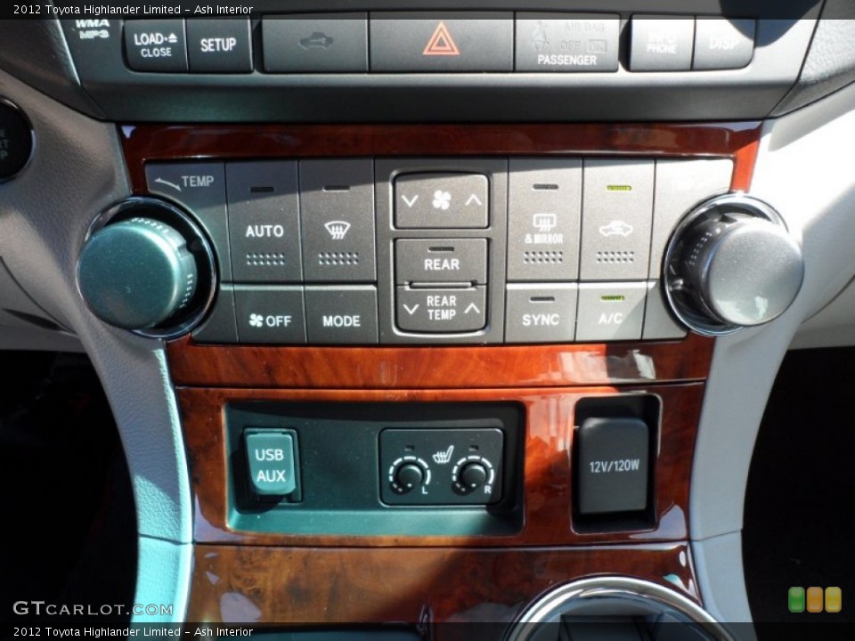Ash Interior Controls for the 2012 Toyota Highlander Limited #55470431