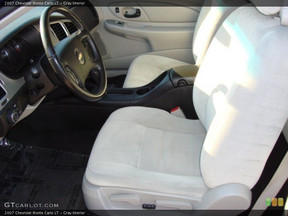 Gray Interior Photo for the 2007 Chevrolet Monte Carlo LT #55472000