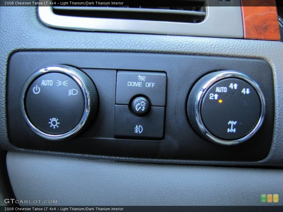 Light Titanium/Dark Titanium Interior Controls for the 2008 Chevrolet Tahoe LT 4x4 #55476692