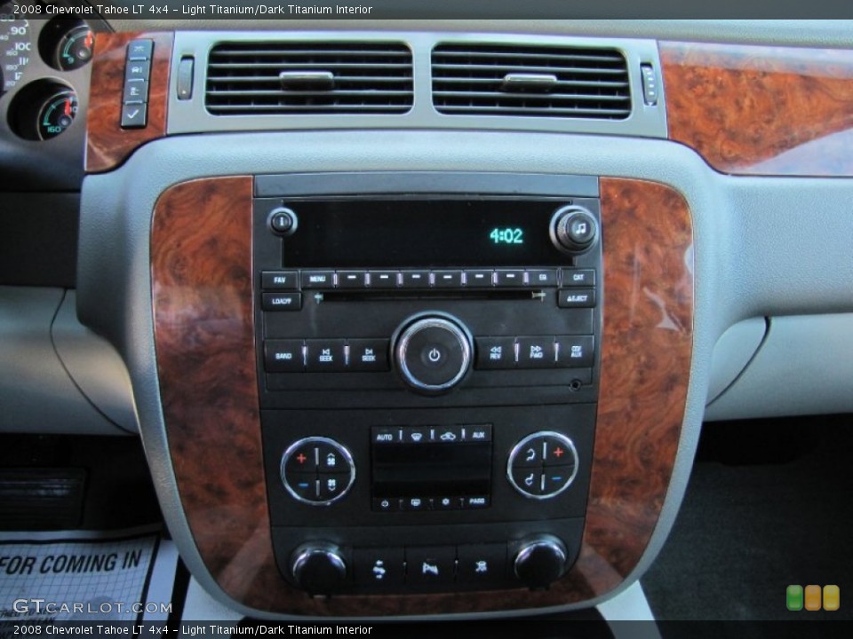 Light Titanium/Dark Titanium Interior Controls for the 2008 Chevrolet Tahoe LT 4x4 #55476719