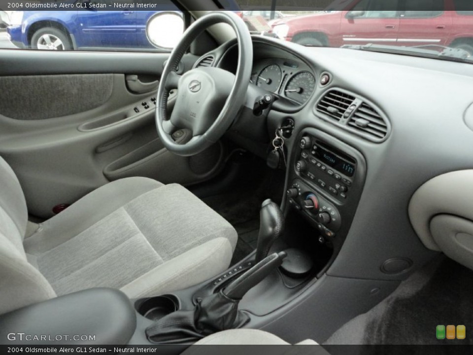 Neutral Interior Photo for the 2004 Oldsmobile Alero GL1 Sedan #55477882