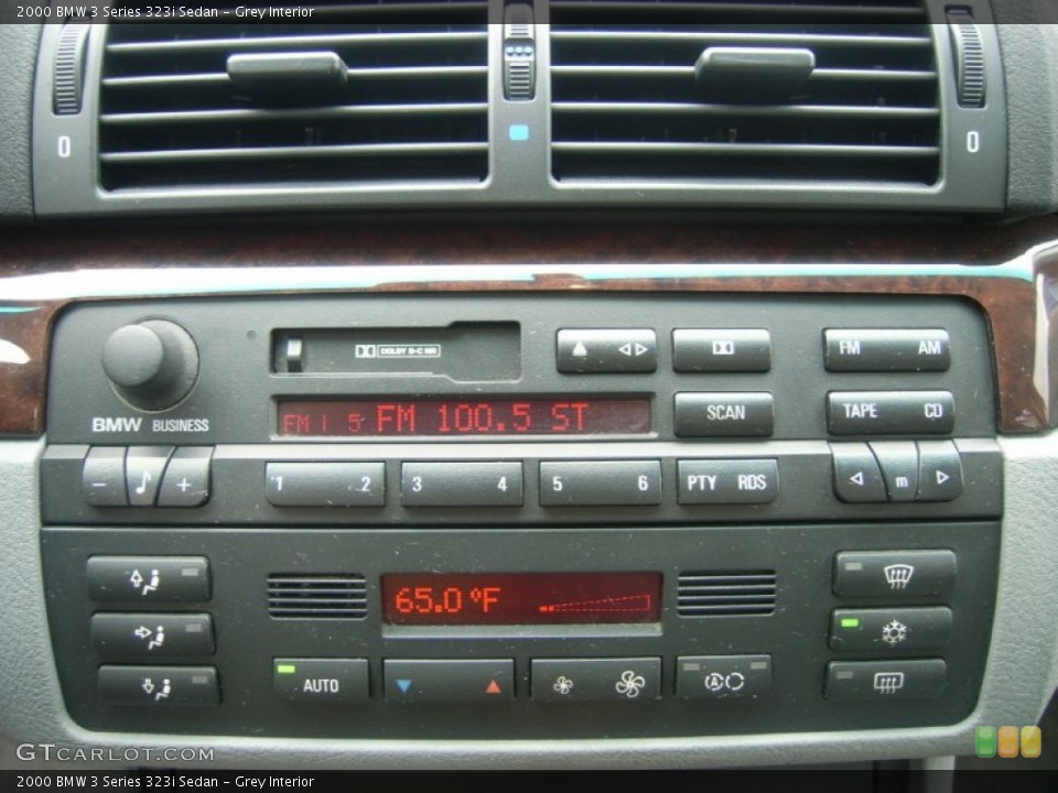 Grey Interior Controls for the 2000 BMW 3 Series 323i Sedan #55482083