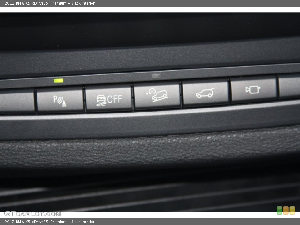 Black Interior Controls for the 2012 BMW X5 xDrive35i Premium #55484051