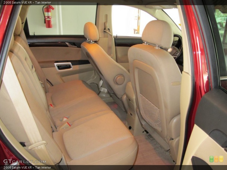 Tan Interior Photo for the 2008 Saturn VUE XR #55484330