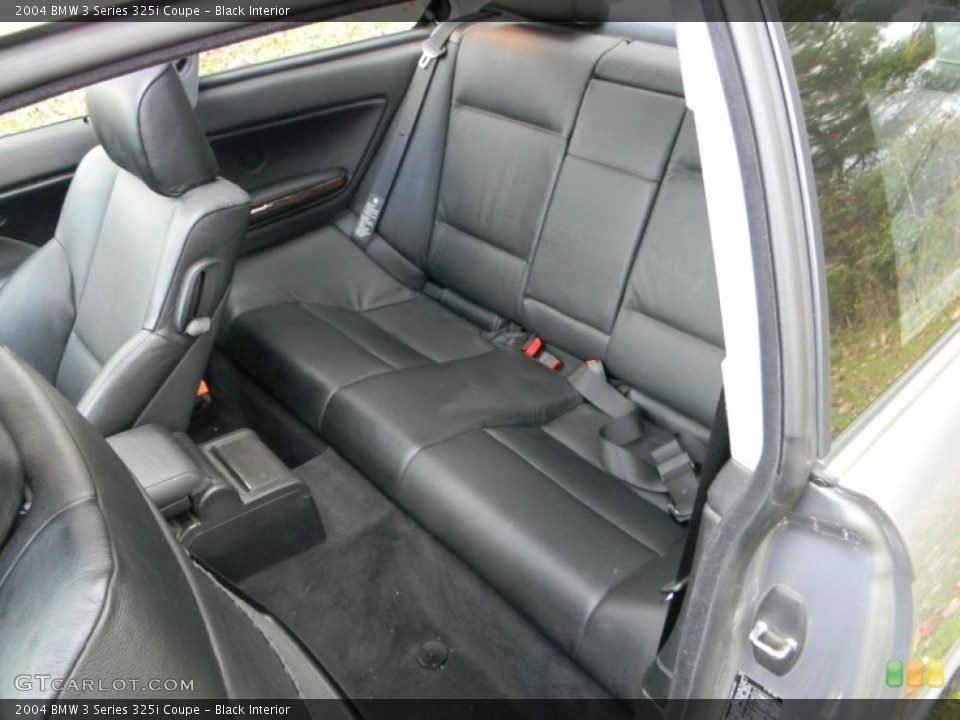 Black Interior Photo for the 2004 BMW 3 Series 325i Coupe #55488701