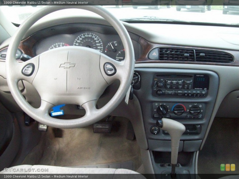 Medium Neutral Interior Dashboard for the 1999 Chevrolet Malibu LS Sedan #55491334