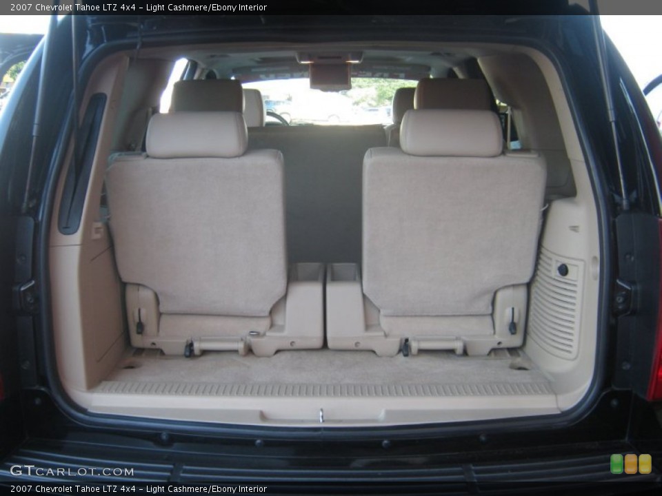 Light Cashmere/Ebony Interior Trunk for the 2007 Chevrolet Tahoe LTZ 4x4 #55501148