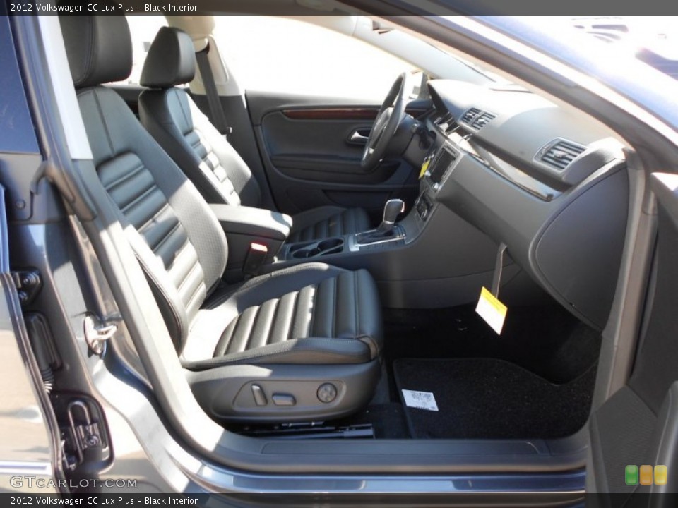 Black Interior Photo for the 2012 Volkswagen CC Lux Plus #55504544