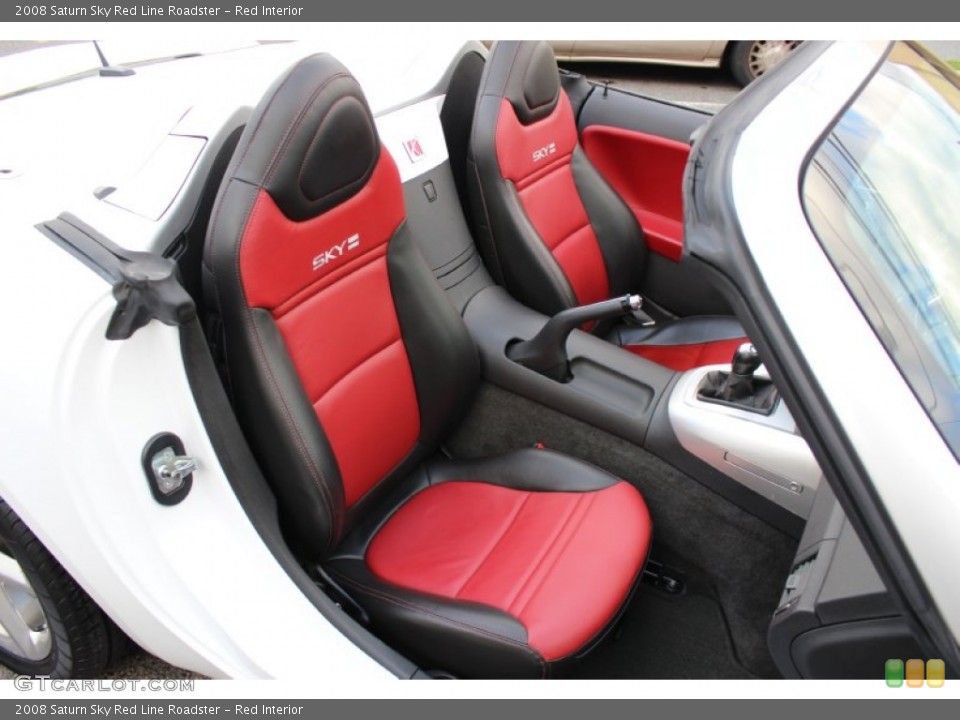 Red Interior Photo for the 2008 Saturn Sky Red Line Roadster #55510077