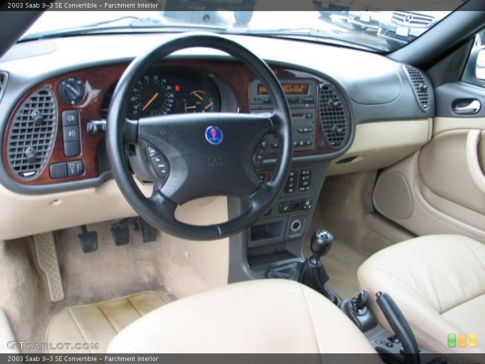 Parchment Interior Photo for the 2003 Saab 9-3 SE Convertible #55515345