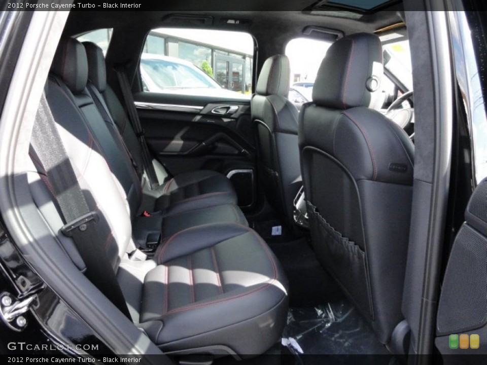 Black Interior Photo for the 2012 Porsche Cayenne Turbo #55517057