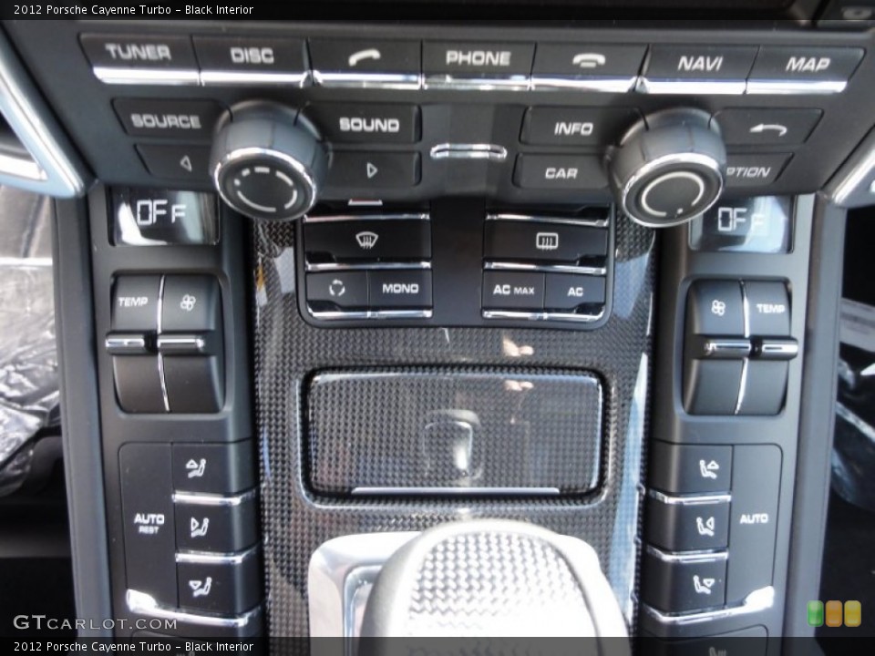 Black Interior Controls for the 2012 Porsche Cayenne Turbo #55517192