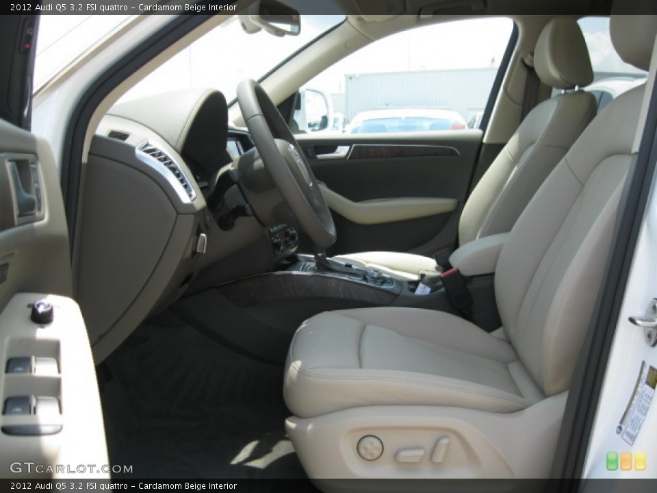 Cardamom Beige Interior Photo for the 2012 Audi Q5 3.2 FSI quattro #55520870