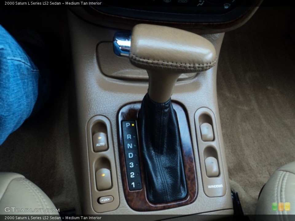 Medium Tan Interior Transmission for the 2000 Saturn L Series LS2 Sedan #55524177