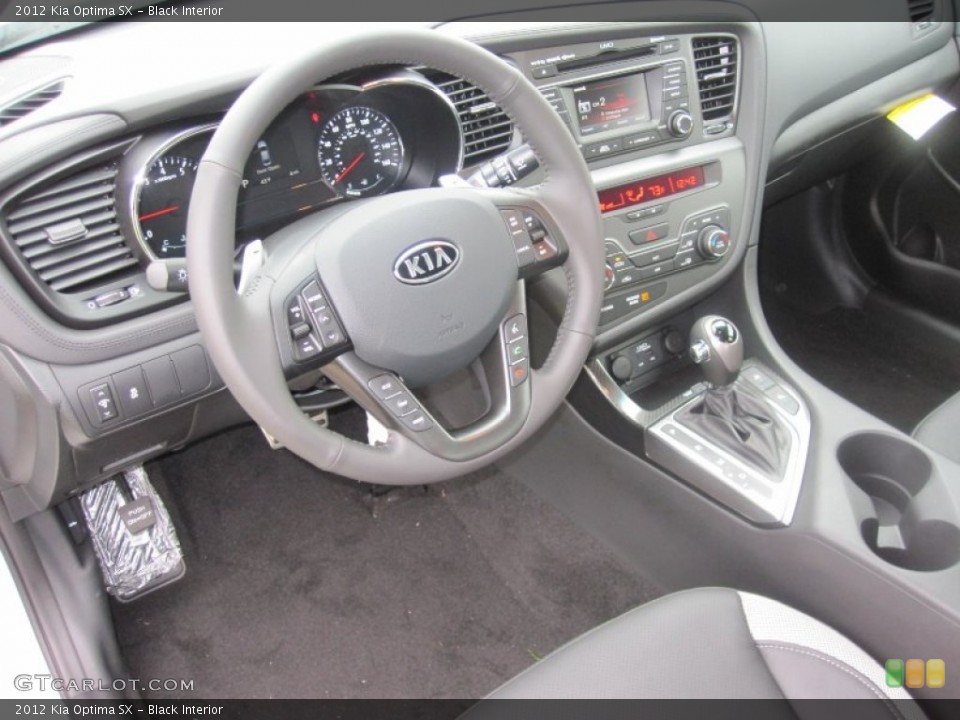 Black Interior Photo for the 2012 Kia Optima SX #55524434