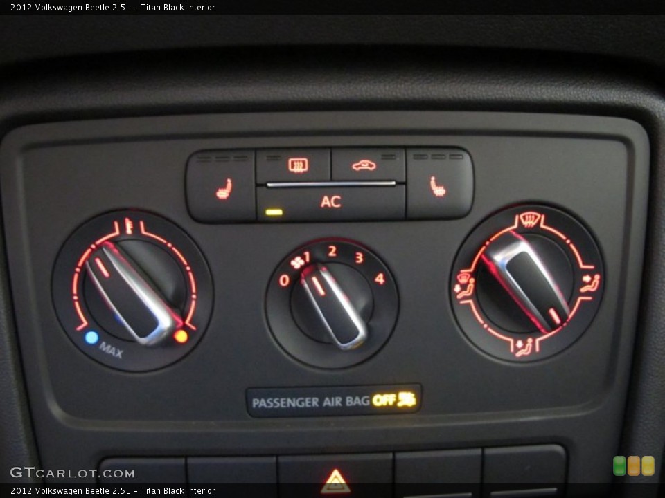 Titan Black Interior Controls for the 2012 Volkswagen Beetle 2.5L #55525484