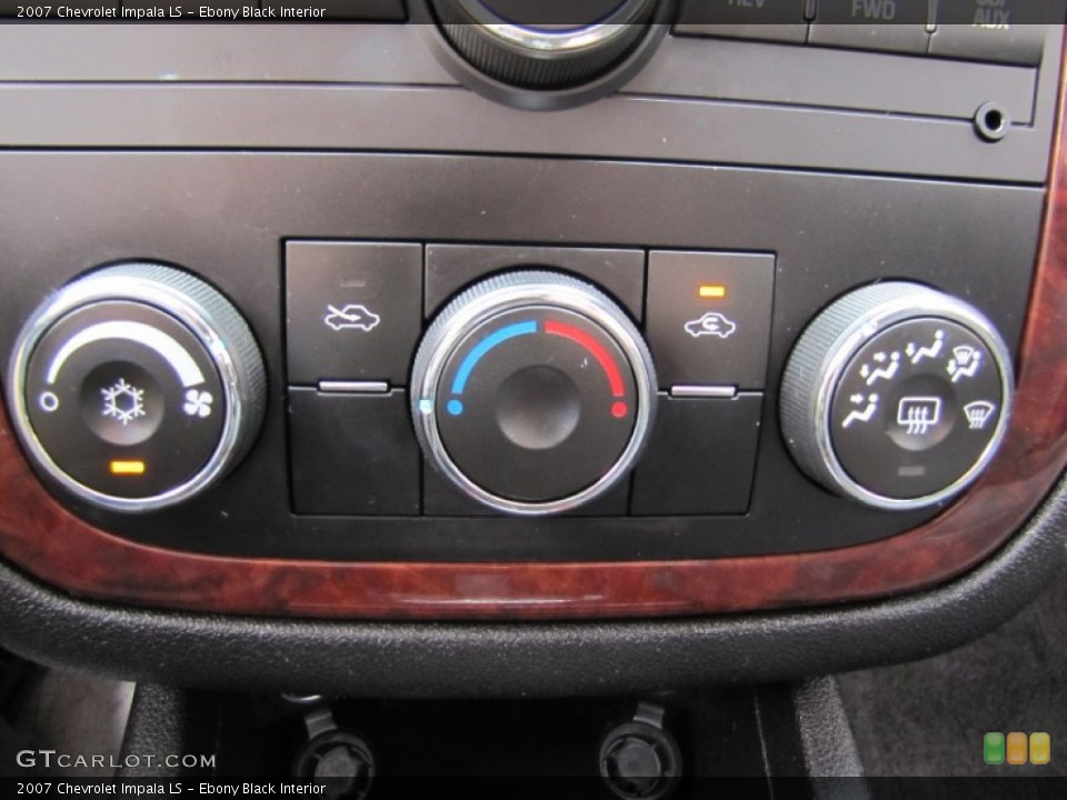 Ebony Black Interior Controls for the 2007 Chevrolet Impala LS #55534079