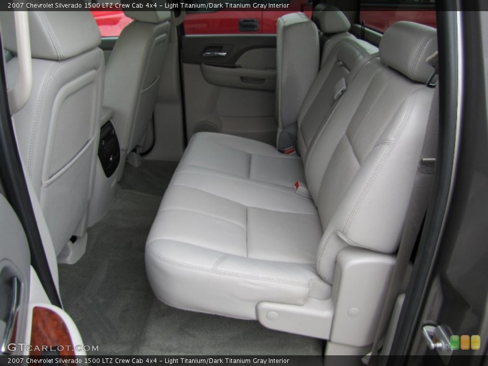 Light Titanium/Dark Titanium Gray Interior Photo for the 2007 Chevrolet Silverado 1500 LTZ Crew Cab 4x4 #55534301