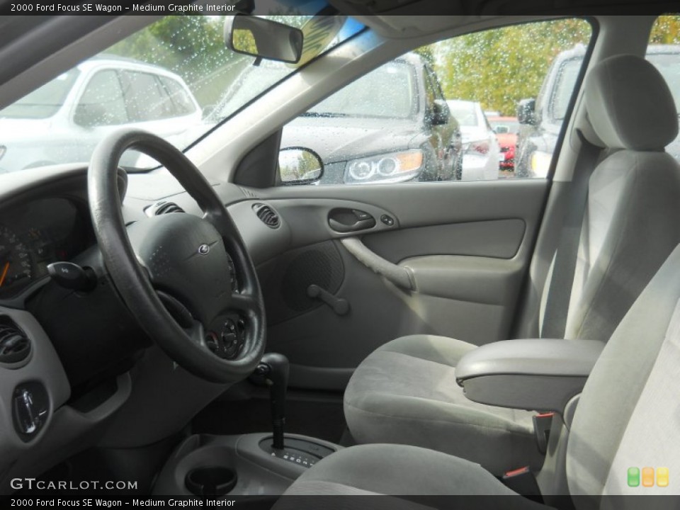 Medium Graphite Interior Photo for the 2000 Ford Focus SE Wagon #55535528