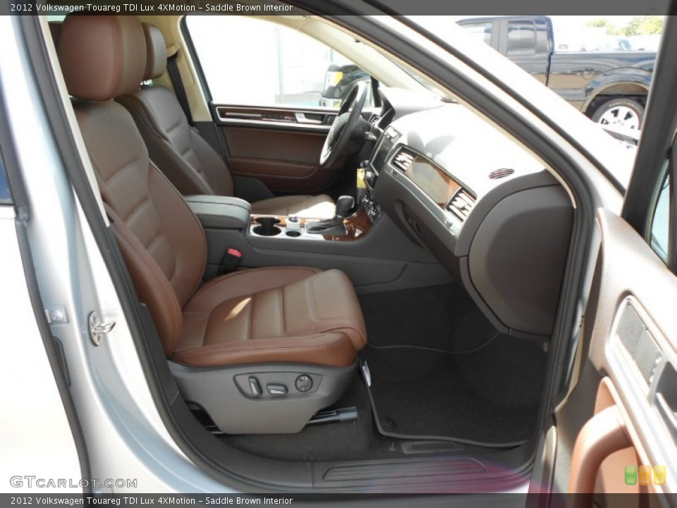 Saddle Brown Interior Photo for the 2012 Volkswagen Touareg TDI Lux 4XMotion #55544652