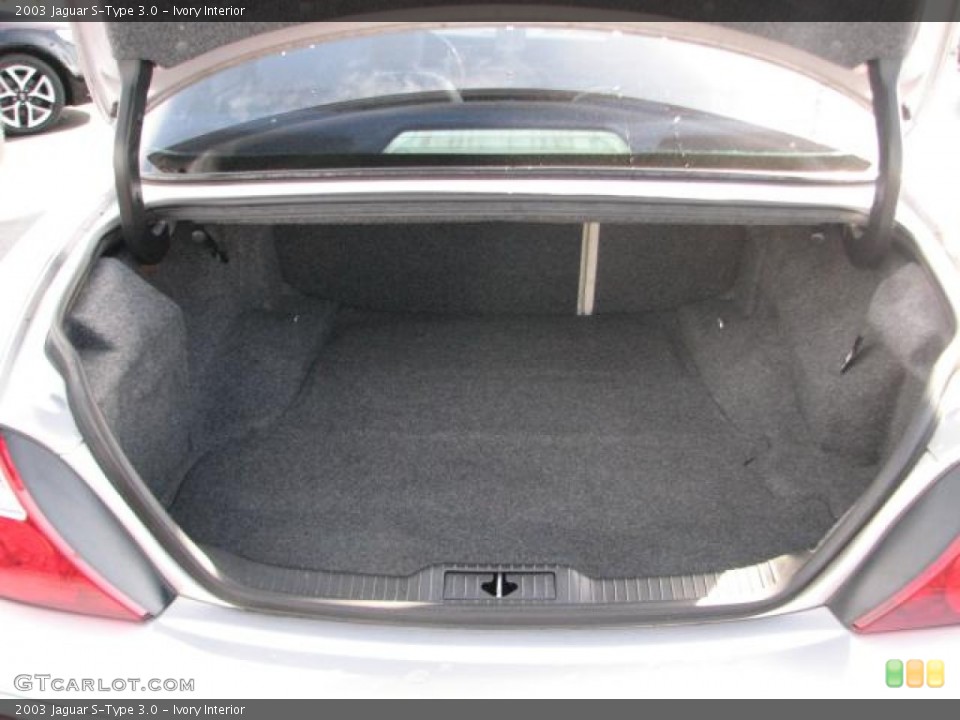 Ivory Interior Trunk for the 2003 Jaguar S-Type 3.0 #55545678