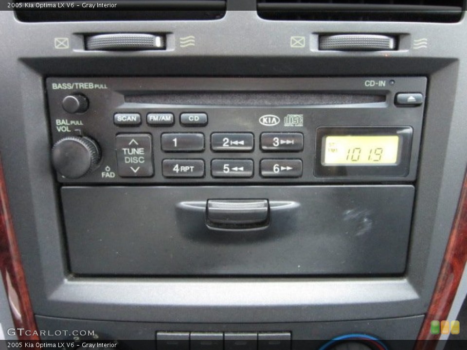 Gray Interior Audio System for the 2005 Kia Optima LX V6 #55546815