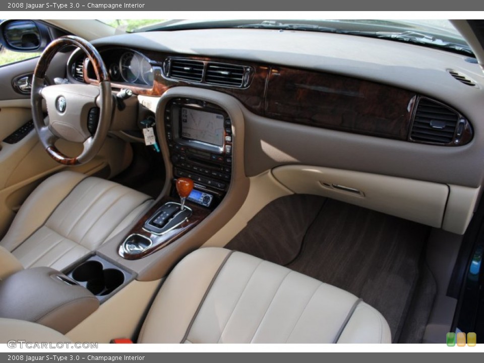 Champagne Interior Dashboard for the 2008 Jaguar S-Type 3.0 #55548137