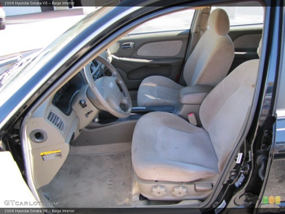 Beige Interior Photo for the 2004 Hyundai Sonata V6 #55551861