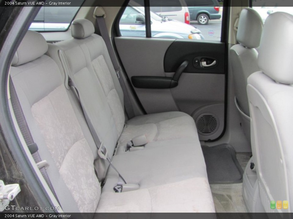 Gray Interior Photo for the 2004 Saturn VUE AWD #55555314