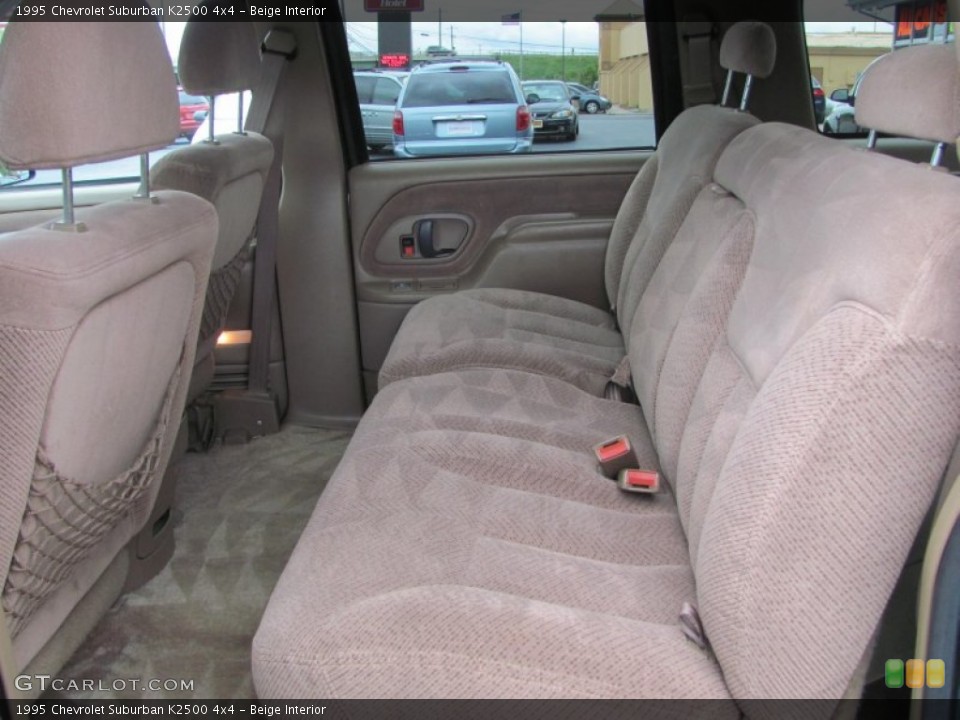 Beige Interior Photo for the 1995 Chevrolet Suburban K2500 4x4 #55555599