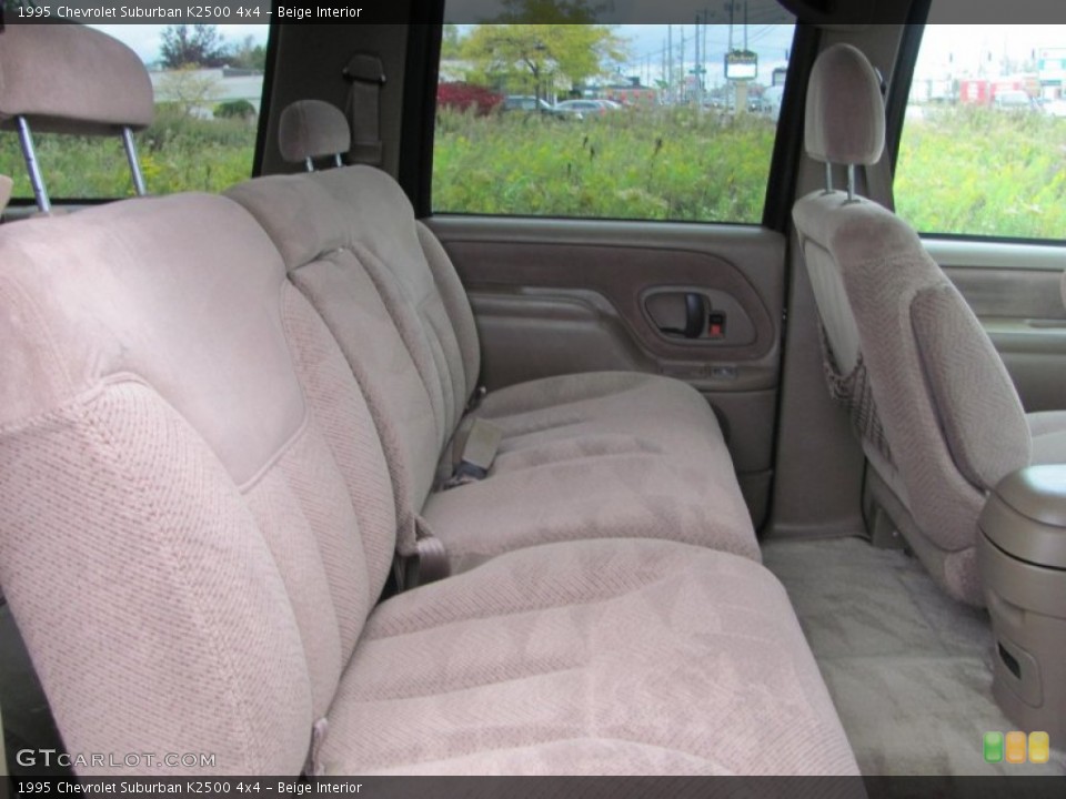 Beige Interior Photo for the 1995 Chevrolet Suburban K2500 4x4 #55555653