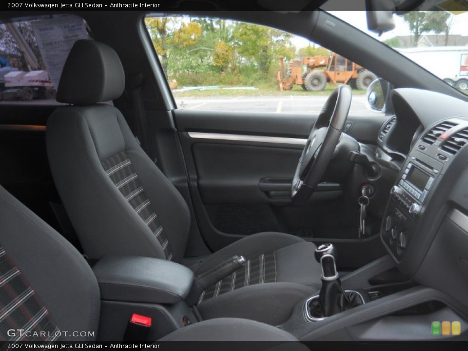 Anthracite Interior Photo for the 2007 Volkswagen Jetta GLI Sedan #55557774