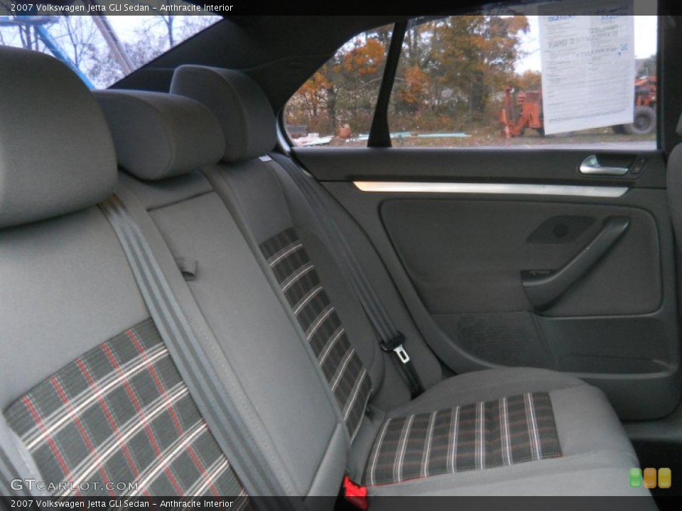 Anthracite Interior Photo for the 2007 Volkswagen Jetta GLI Sedan #55557780
