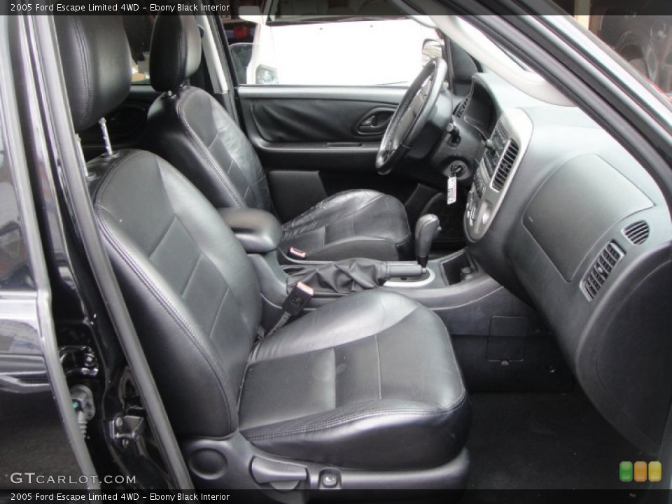 Ebony Black Interior Photo for the 2005 Ford Escape Limited 4WD #55559067