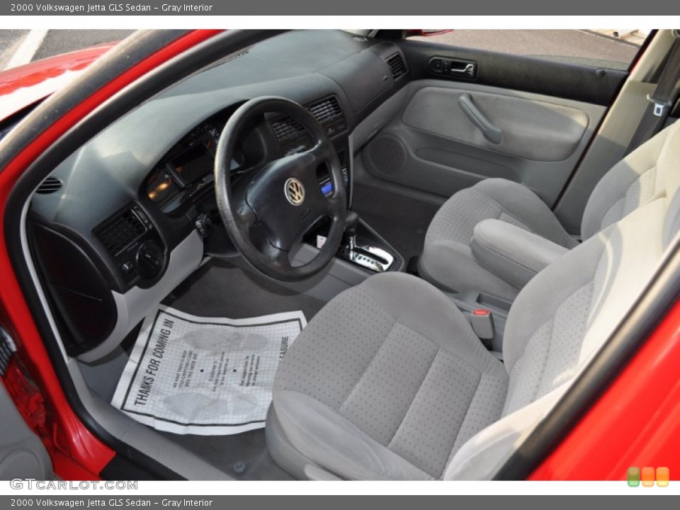 Gray Interior Photo for the 2000 Volkswagen Jetta GLS Sedan #55566550