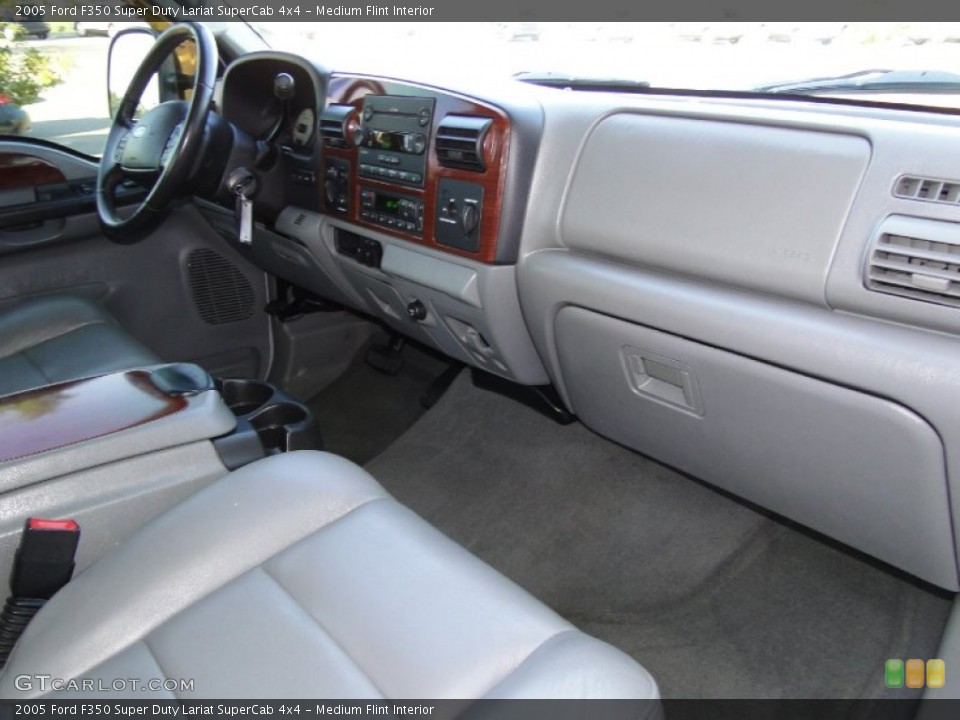 Medium Flint Interior Dashboard for the 2005 Ford F350 Super Duty Lariat SuperCab 4x4 #55568823