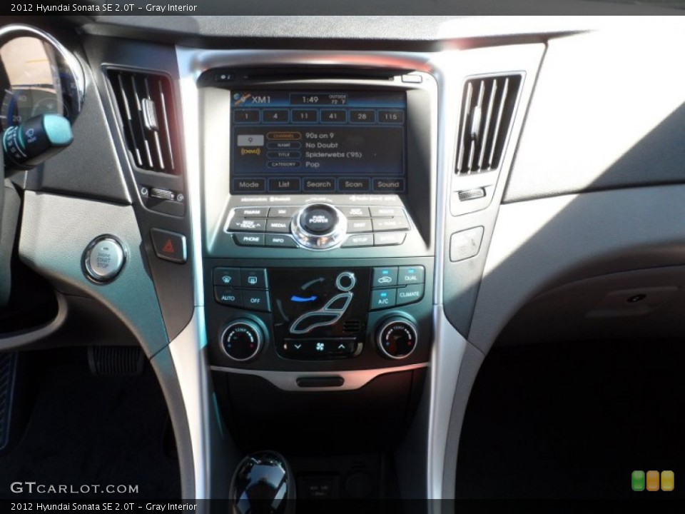 Gray Interior Controls for the 2012 Hyundai Sonata SE 2.0T #55573938
