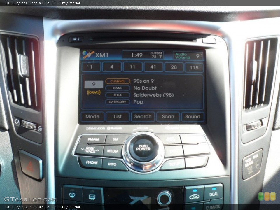 Gray Interior Controls for the 2012 Hyundai Sonata SE 2.0T #55573947