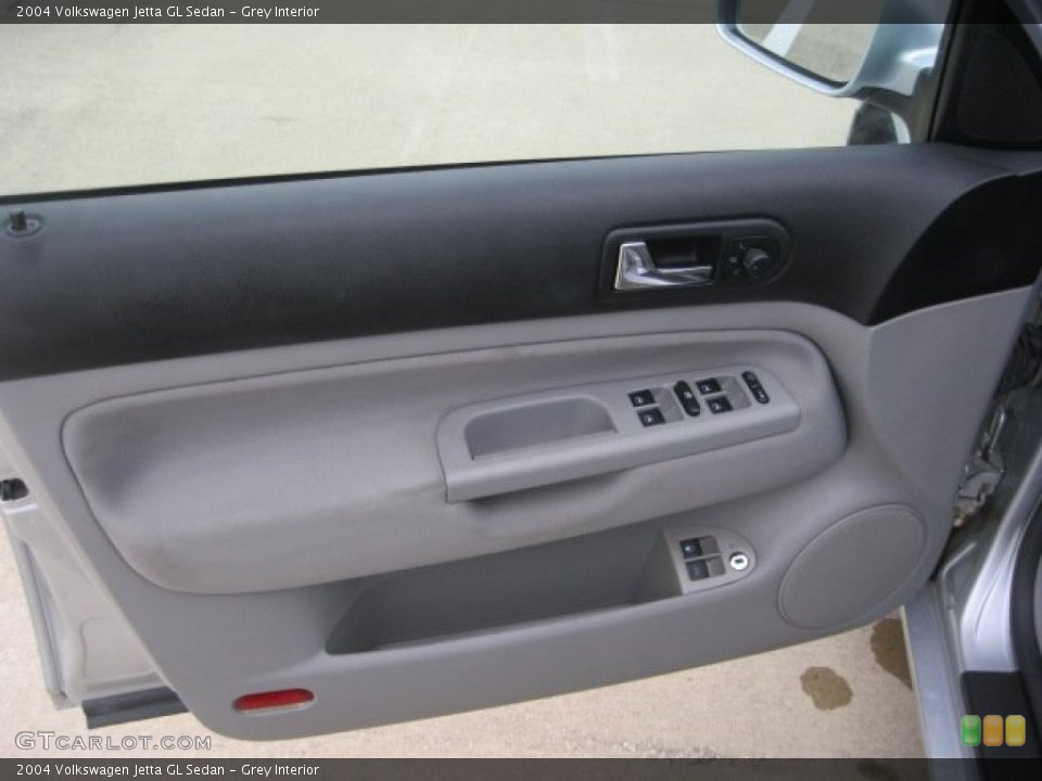 Grey Interior Door Panel for the 2004 Volkswagen Jetta GL Sedan #55579164