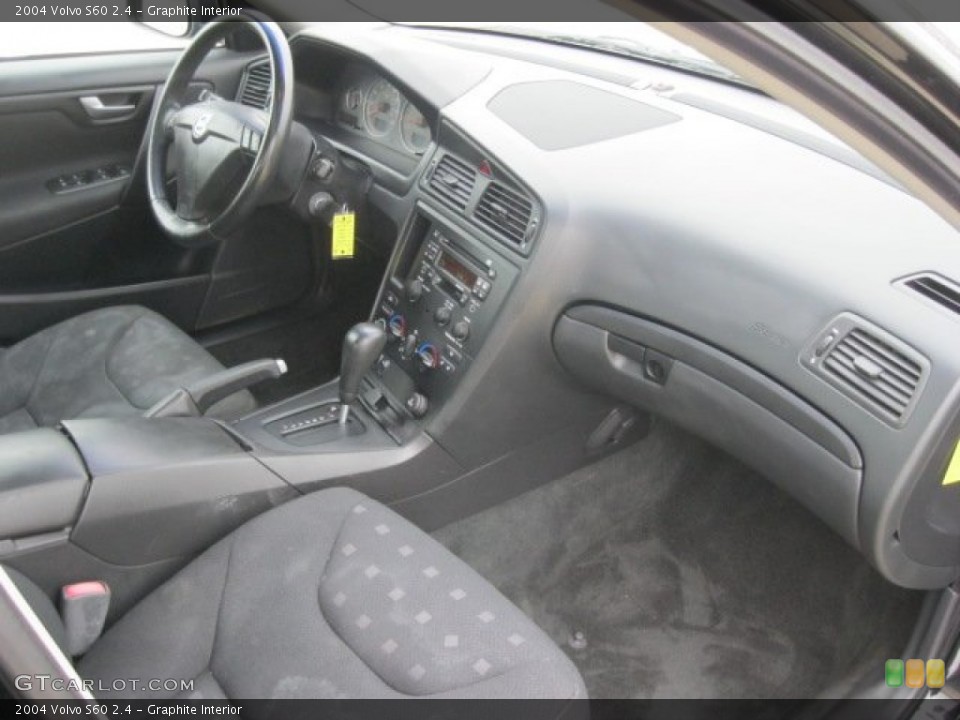 Graphite Interior Photo for the 2004 Volvo S60 2.4 #55579833