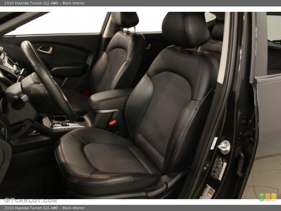 Black Interior Photo for the 2010 Hyundai Tucson GLS AWD #55581282