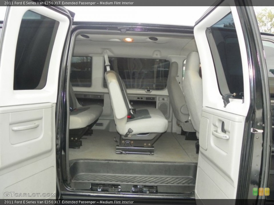 Medium Flint Interior Photo for the 2011 Ford E Series Van E350 XLT Extended Passenger #55583581
