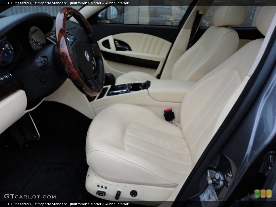Avorio Interior Photo for the 2010 Maserati Quattroporte  #55584961